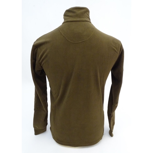 337 - A Beretta brown fleece, size M, with tags