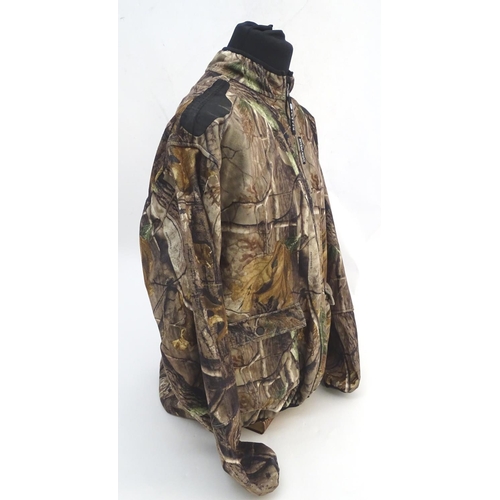 342 - A Rivers West shooting jacket, size 2 XL