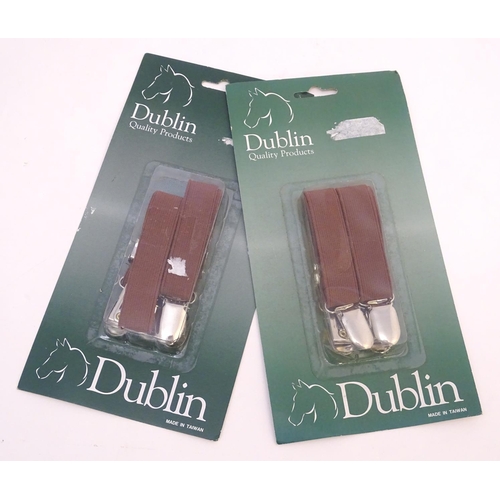 349 - Assorted jodhpurs clips, to include two packets of Dublin clips