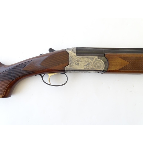583 - Shotgun: a Bettinsoli 12 gauge over and under ejector shotgun, single selective trigger, walnut pist... 