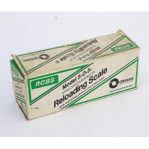 469 - An RCBS 'Model 5.0.5' reloading scale, boxed with instructions