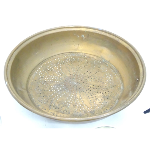 184 - A quantity of metalware to include tankards, cooper and iron items etc.