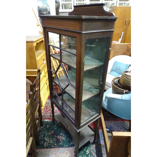 227 - An Edwardian glazed display cabinet. Approx. 60