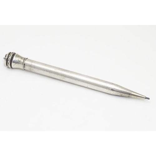 216 - A vintage ' Eversharp' silver plated pencil. Approx. 4