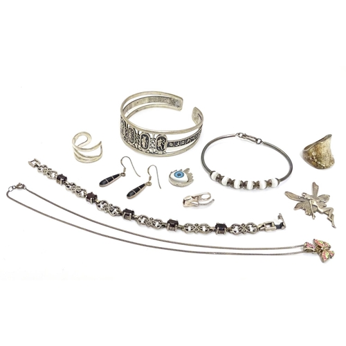 532 - Assorted silver and white metal jewellery including brackets, earrings, pendants, rings etc