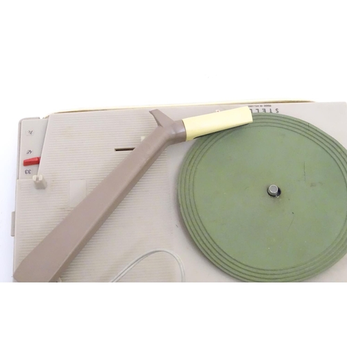 1239 - Vintage retro, mid-century: a Dutch Stella portable battery operated transistor record player, with ... 