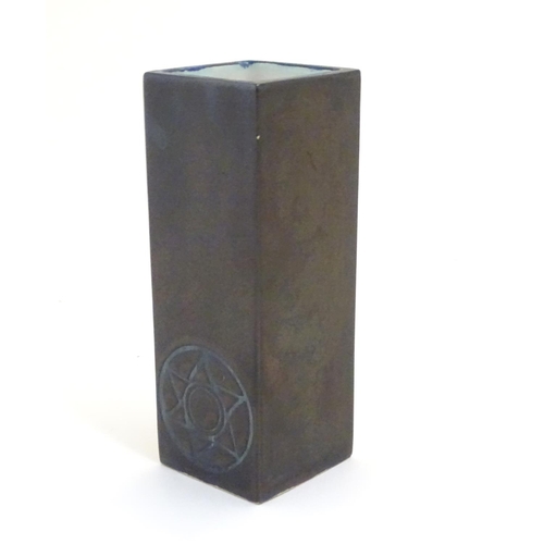 65 - A Troika vase of square form with incised six point star detail. Approx. 4 1/4