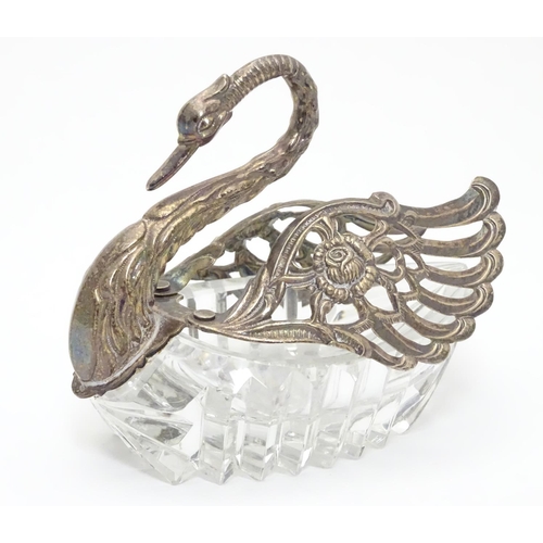 187 - A novelty glass and dish with silver mounts formed as swan. 4 1/2