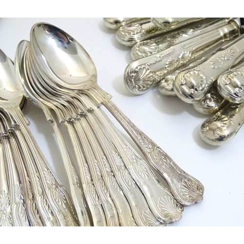 434 - Assorted silver plated items to include flatware etc