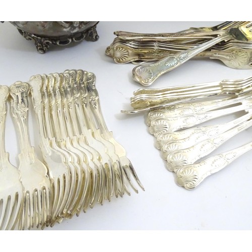 434 - Assorted silver plated items to include flatware etc