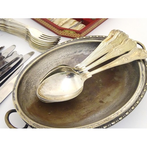 434 - Assorted silver plated items to include flatware etc