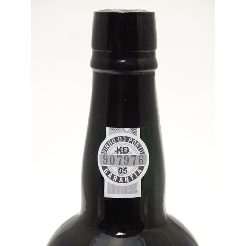 1136 - A 75cl bottle Sandemans vintage 1966 port, in presentation case, the lid inset with barman's tools (... 