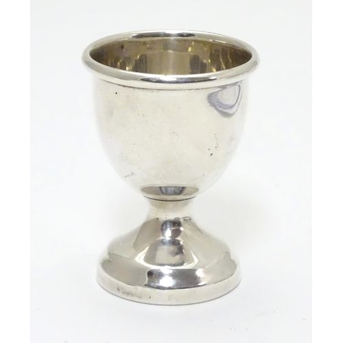 238 - A silver pedestal egg cup hallmarked Birmingham 1957 maker Lanson Ltd. 2 1/4