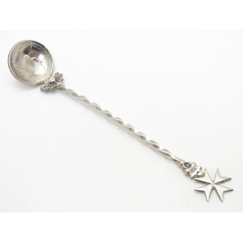 243 - A Maltese silver shallow ladle/ice cream spoon, the twisted handle terminated with a Maltese cross, ... 