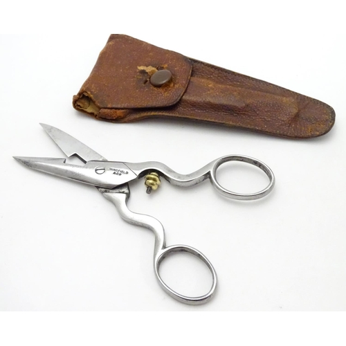 401 - Assorted 19thC and later items to include silver plate grape shears, close plate wick trimmers, and ... 