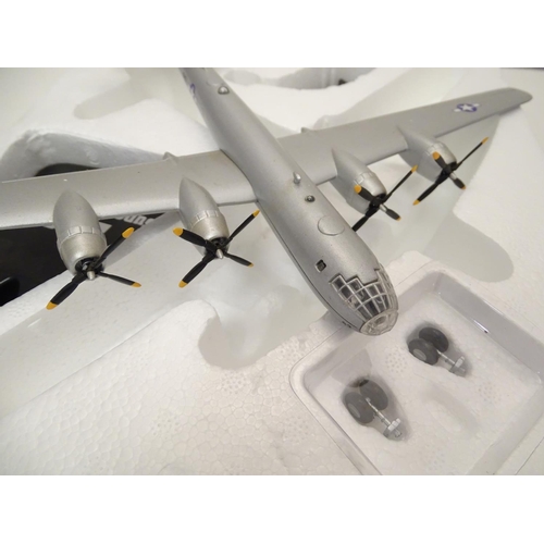 704 - Toys: Two Atlas Editions scale models of military planes / aircraft, comprising Boeing B-17 The Flyi... 