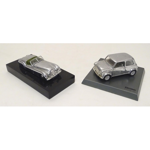 705 - Toys: Two Corgi die cast scale model cars to include Corgi Connoisseur Collection limited edition Ja... 