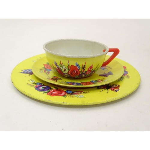 708 - Toys: A mid 20thC Chad Valley tinplate tea set in bright yellow decorated with sprays of flowers and... 