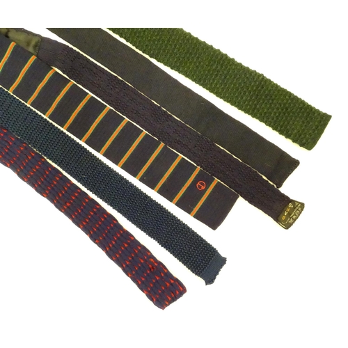 768 - 6 knitted navy, red and green ties from Dunhill of London,  New & Lingwood, Jaeger and others (6)