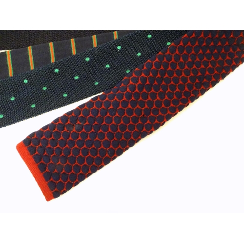 768 - 6 knitted navy, red and green ties from Dunhill of London,  New & Lingwood, Jaeger and others (6)