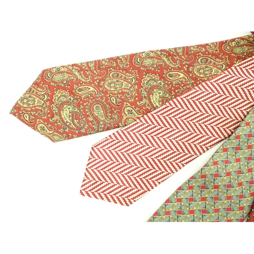 777 - 5 assorted silk ties including Martell, Harvie & Hudson, Angelo of London and Carlo Colombo for Tie ... 