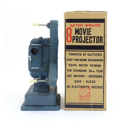 942 - A 1960s Codeg 8 Japanese toy movie projector, with  original box, approximately 10