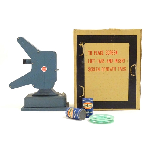 942 - A 1960s Codeg 8 Japanese toy movie projector, with  original box, approximately 10