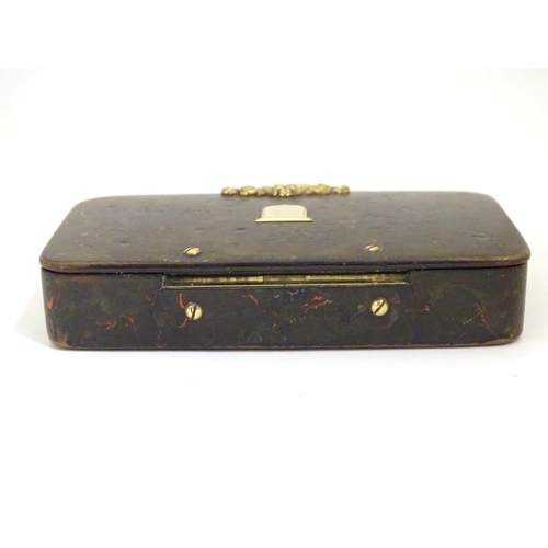 983 - A 19thC snuff box with lacquer finish resembling faux agate bloodstone with yellow metal mounts. App... 