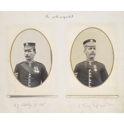 587 - Militaria : Boer War Colonel's Photo album Coldstream Guards 

A 1903 commemorative presentation pho... 