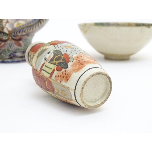 180 - Three assorted Oriental items comprising a large Japanese vase with twin handles decorated with flow... 