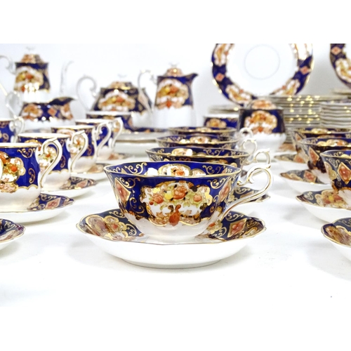 177 - A large quantity of Royal Albert tea and dinner wares in the pattern Heirloom, comprising dinner pla... 