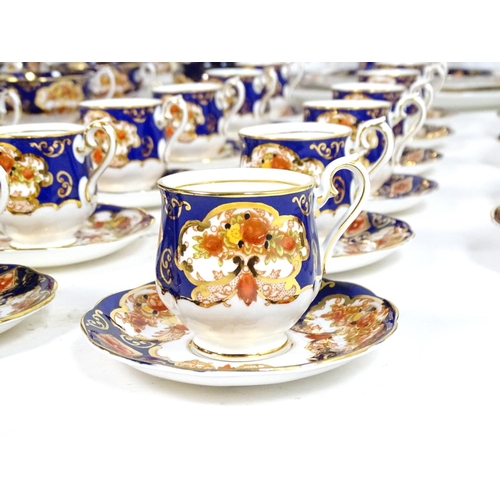 177 - A large quantity of Royal Albert tea and dinner wares in the pattern Heirloom, comprising dinner pla... 