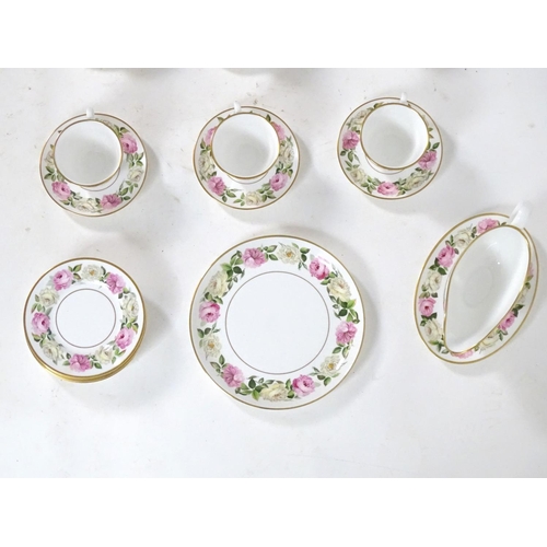 178 - A large quantity of Royal Worcester tea and dinner wares in the pattern Royal Garden - Elgar, compri... 