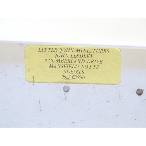 1288 - Toys: Six hand painted RAF Regiment toy soldiers by Little John Miniatures. Contained within origina... 