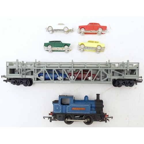 1307 - Toys/ railway: a Hornby 00 gauge Intercity 225 train set which includes a Class 91 91014 Intercity l... 