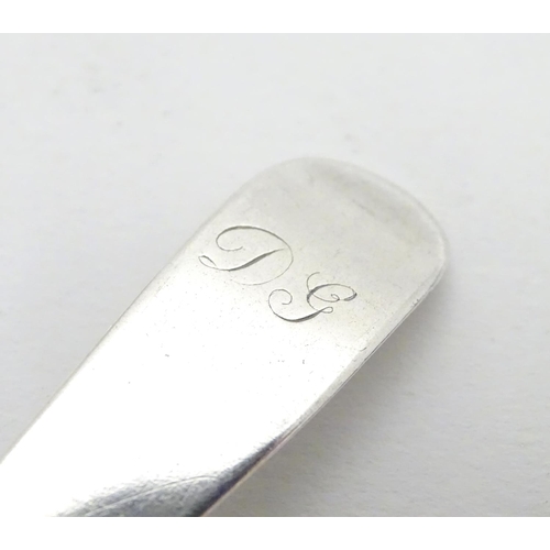 451 - A Scottish silver fiddle pattern teaspoon, hallmarked Edinburgh 1809 maker Zeigler . 5 1/2