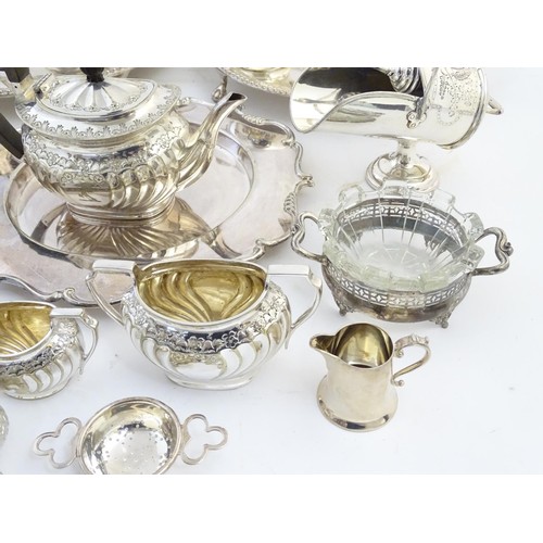 496 - Assorted silver plated items to include tea set, salvers, trays, salts, cake basket etc