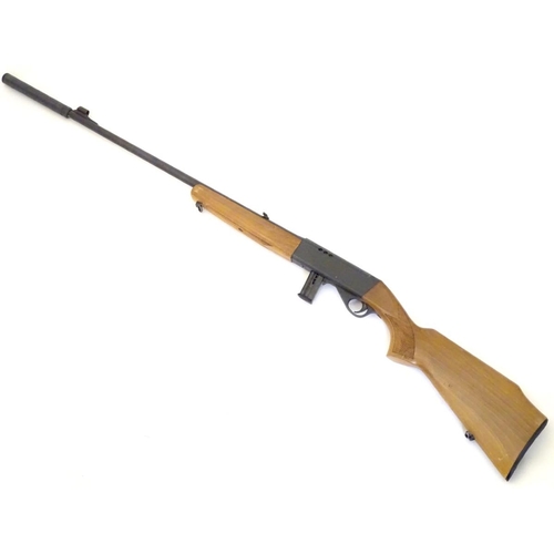 2048 - Rimfire rifle: an Anschutz 'Modell 525' .22LR semi-automatic rifle, 30 1/4'' barrel (including Parke... 