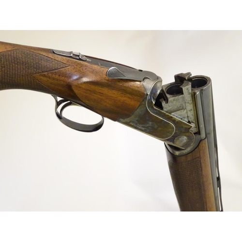 2056 - Shotgun: a B. Rizzini 'Aurum Classic' 12 bore over and under ejector shotgun, single selective trigg... 