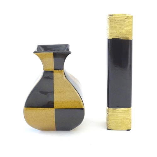 186 - Two 20thC modernist vases, comprising a Gary Dipasquale vase of squared baluster form with a flared ... 