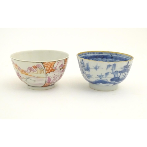 70 - Five assorted Oriental items, comprising two Japanese blue and white plates with scalloped edges, de... 