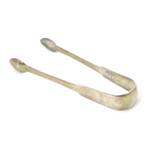 297 - Geo III silver fiddle pattern sugar tongs, hallmarked London 1809, maker Sarah & John William Blake.... 