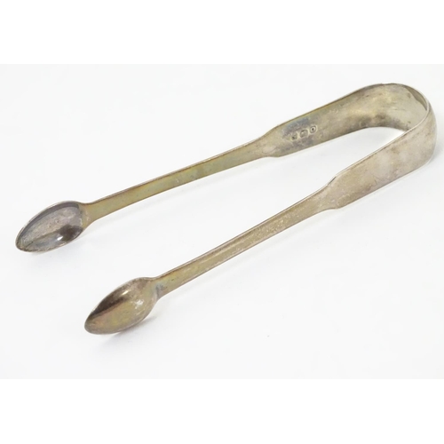 297 - Geo III silver fiddle pattern sugar tongs, hallmarked London 1809, maker Sarah & John William Blake.... 