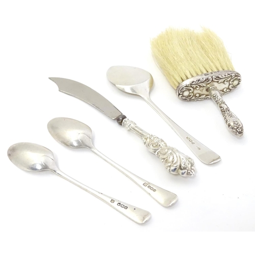 314 - Five assorted silver items to include a teaspoon hallmarked Sheffield 1918, maker Cooper Brother & S... 