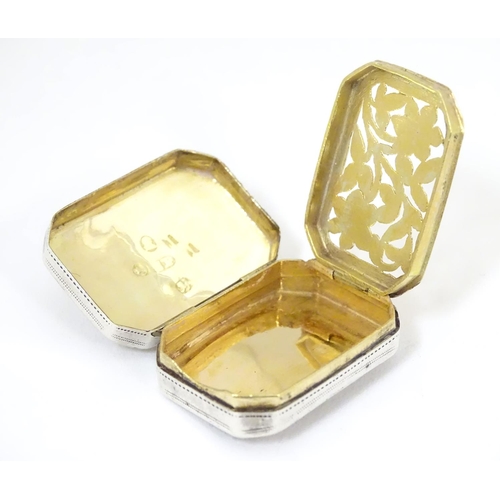 373 - A 19thC silver vinaigrette with engraved decoration to lid and a gilded interior, hallmarked Birming... 