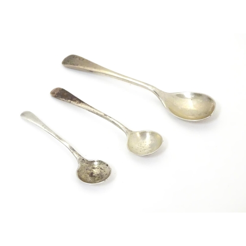 380 - Two small silver salt spoon, together with a small silver mustard spoon, of various ages and makers.... 