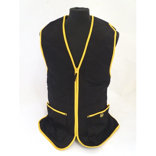 2021 - Sporting / Country pursuits: A Beretta skeet vest / clay shooting gilet in black, size XXL, new with... 