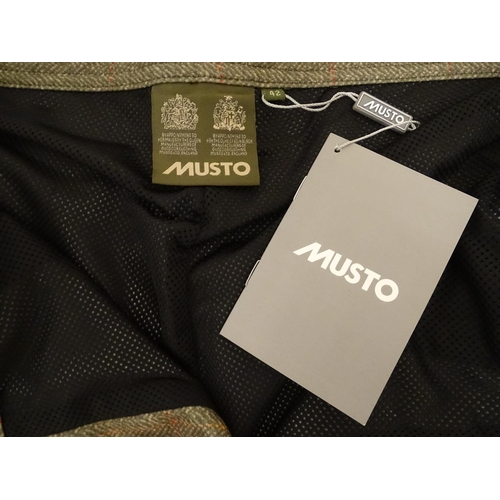 2026 - Sporting / Country pursuits: 3 pairs of Musto breeks in green, new with tags, waist measures 42