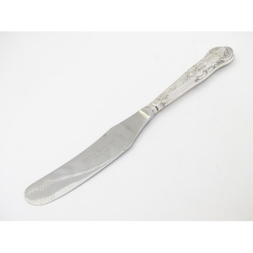 427 - A silver butter knife with Kings Pattern handle, hallmarked Sheffield 1971, maker Harrison Brothers.... 