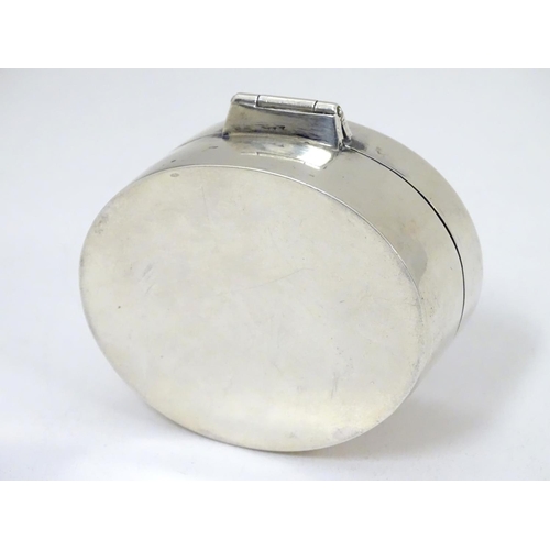 445 - WITHDRAWN FROM AUCTION - Apologies for any inconvenience. A George III silver snuff box of oval form... 